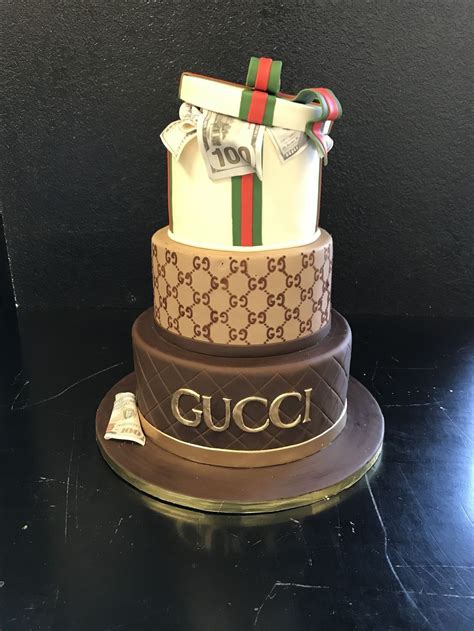 gucci cake for him